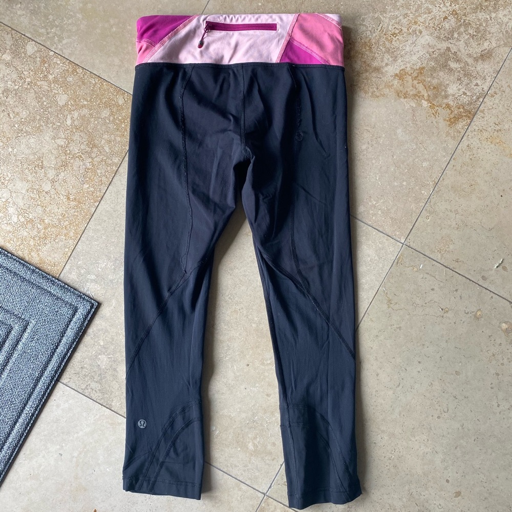 lululemon athletica run inspire crop black pink 4